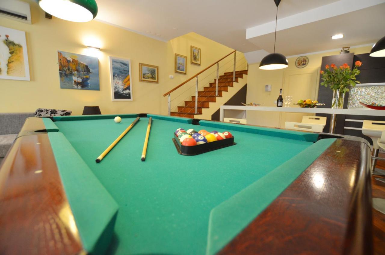 Apartment Delux โรวีน ภายนอก รูปภาพ