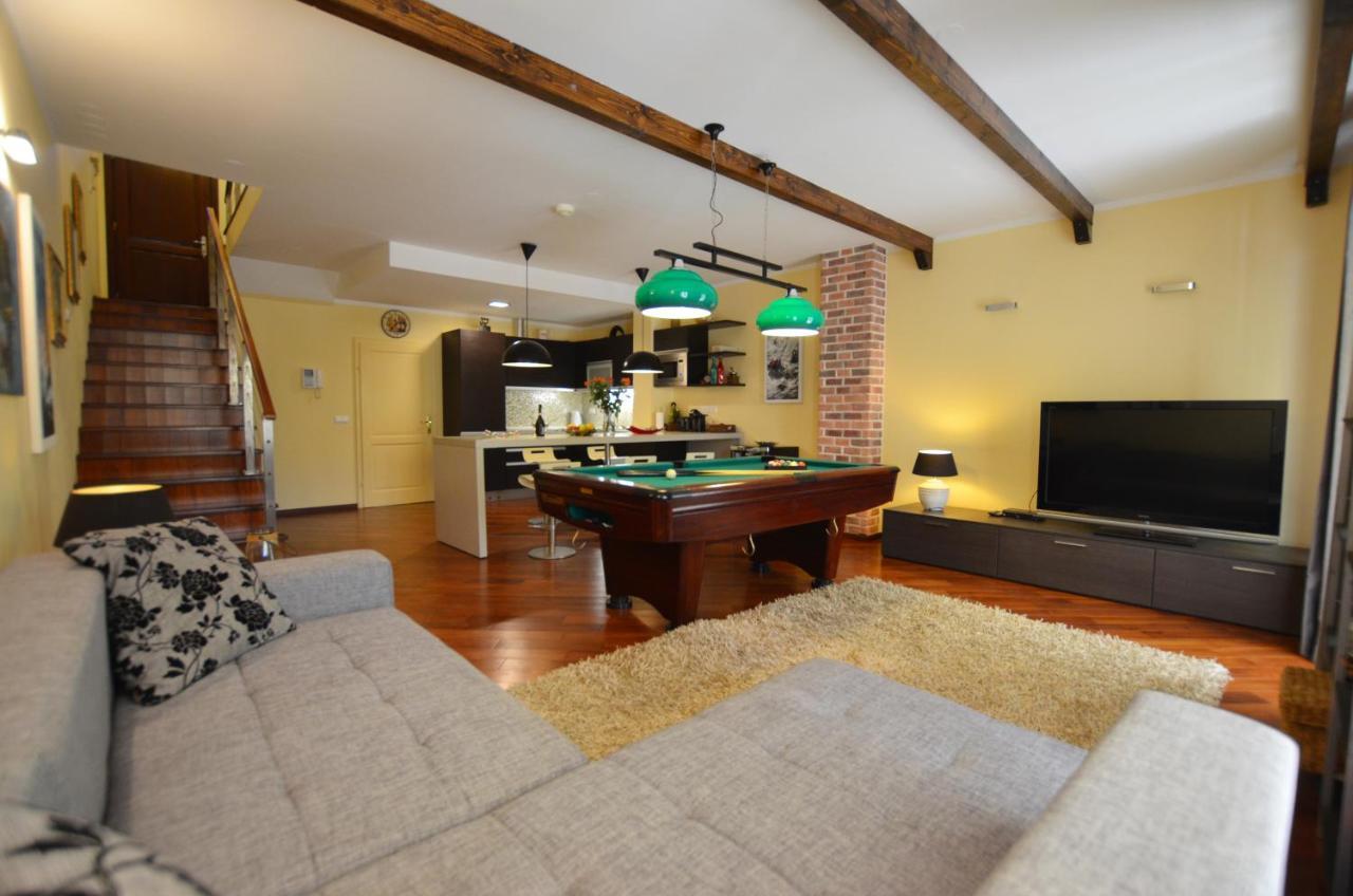 Apartment Delux โรวีน ภายนอก รูปภาพ