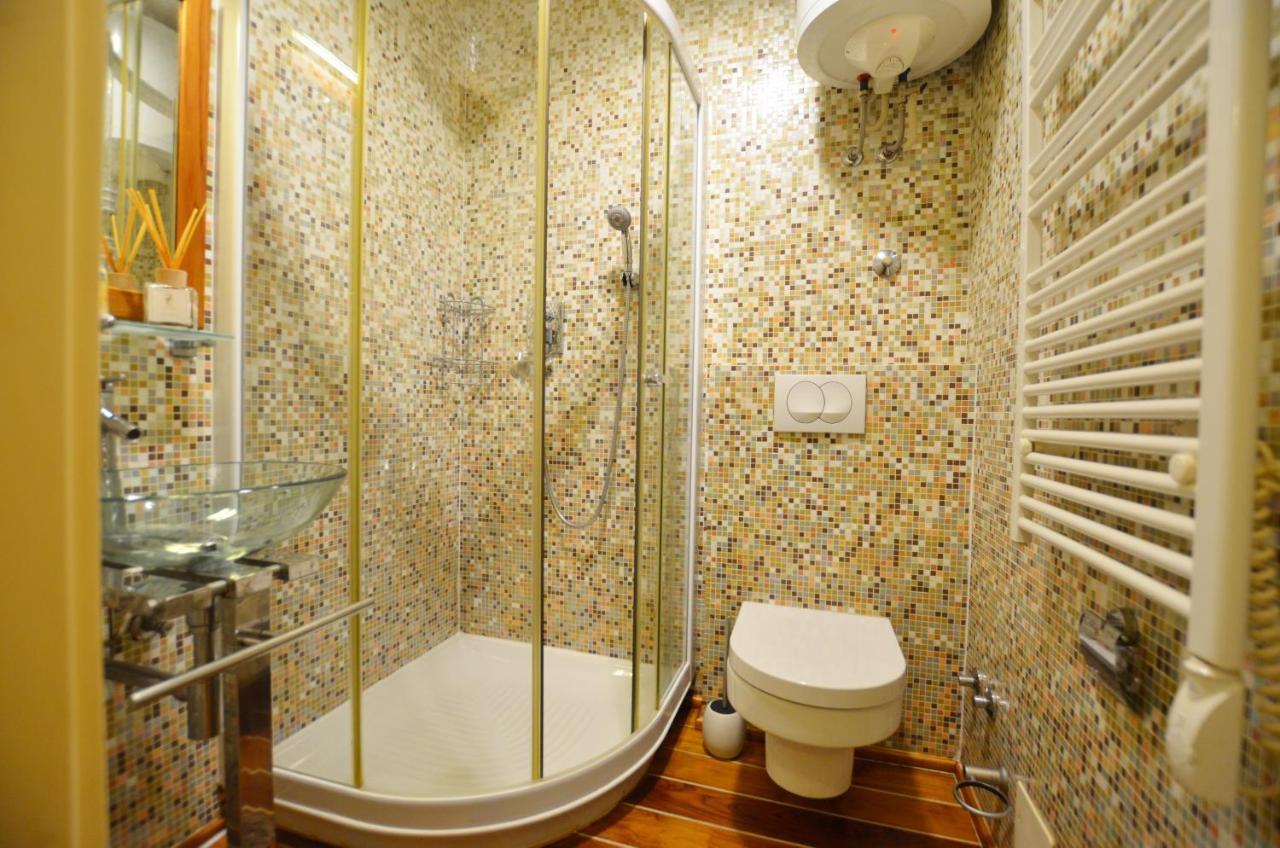 Apartment Delux โรวีน ภายนอก รูปภาพ